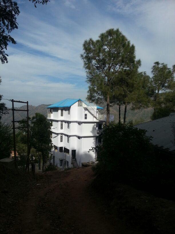 Terrace Retreat Bed & Breakfast กัสซอลี ภายนอก รูปภาพ
