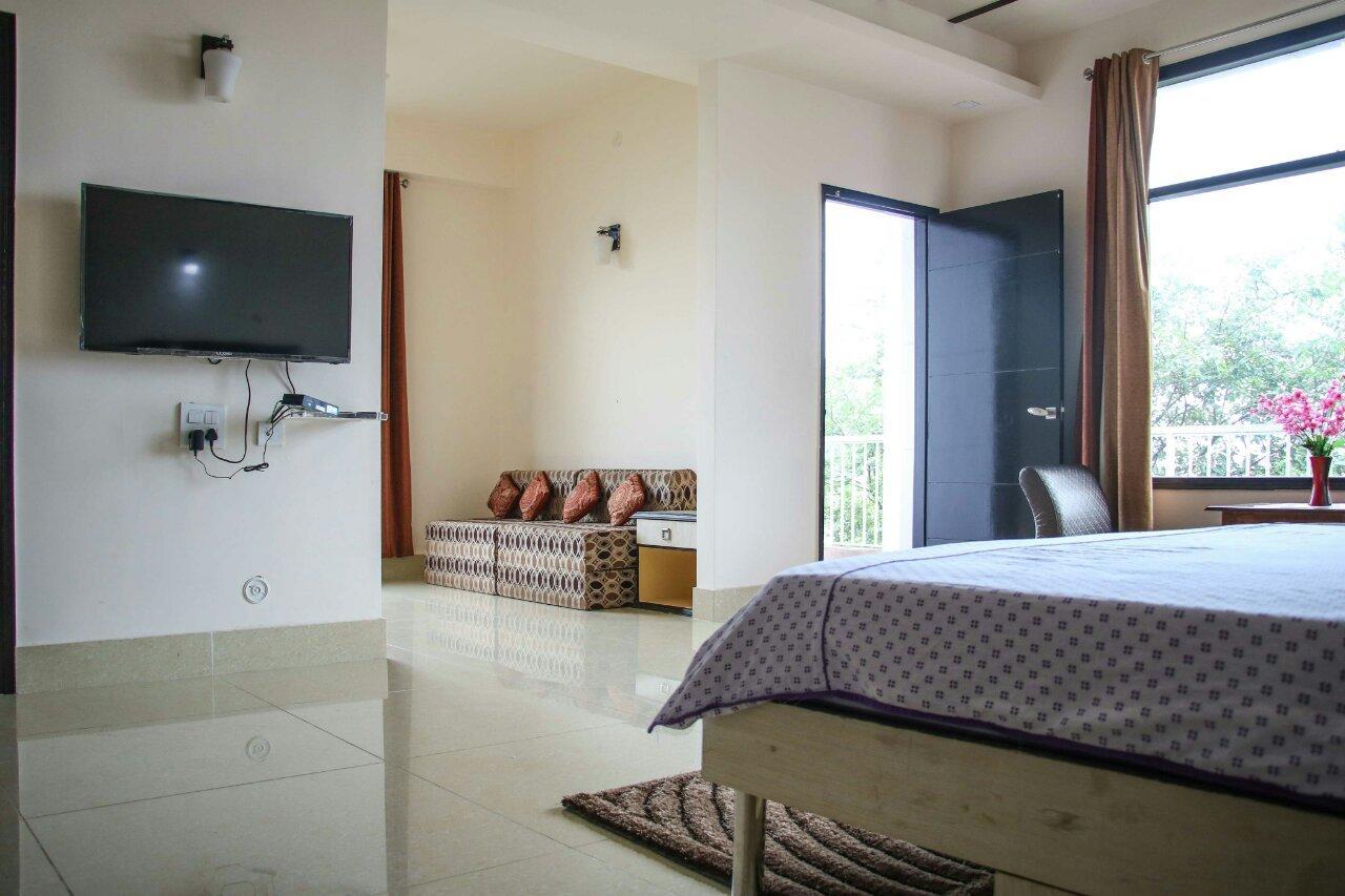 Terrace Retreat Bed & Breakfast กัสซอลี ภายนอก รูปภาพ